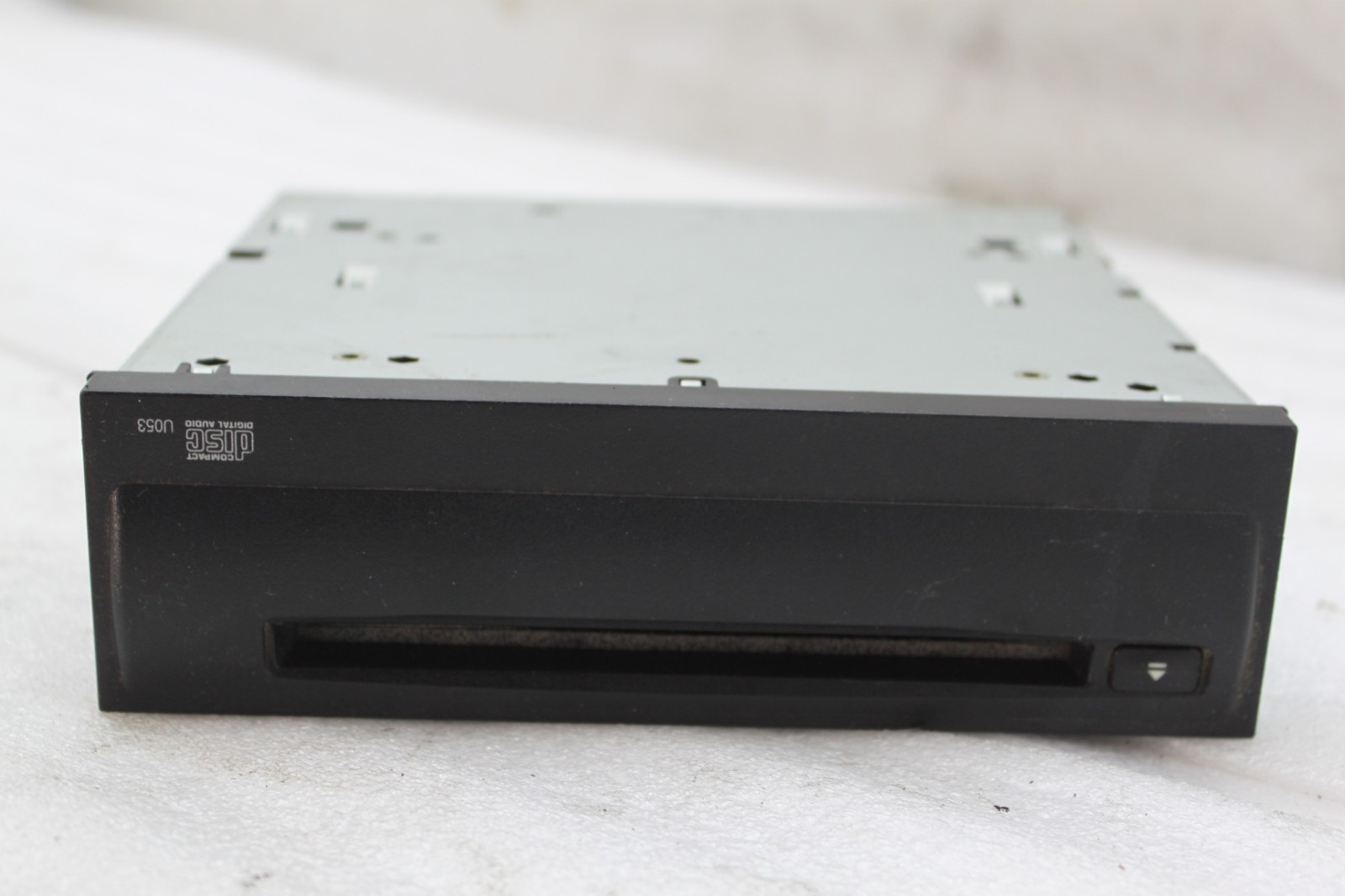 MR372110 Mitsubishi CD Player Genuine OEM Part for sale online | eBay 