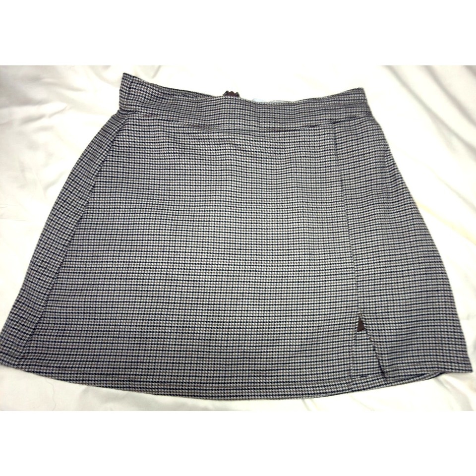 Hollister Ultra High Rise Houndstooth Plaid Mini Skirt XS Built-In Shorts