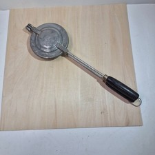 Toas Tite Sandwich Toaster Cooker Pie Iron Camp Stove Wand w Pat No 2463439