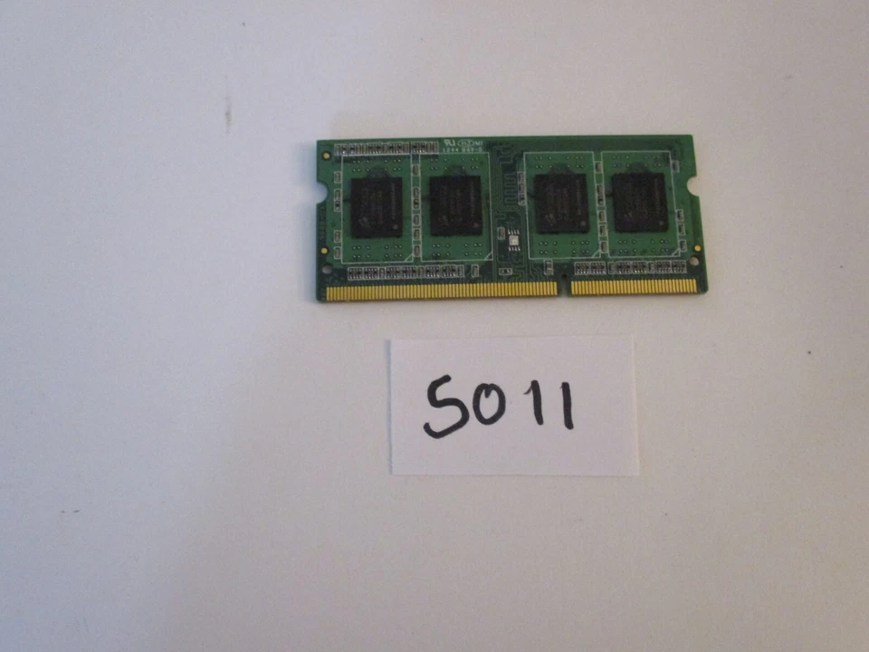 Corsair 4Gb 1333Mhz PC3-10600 DDR3 SODIMM laptop memory RAM (5011) - Image 2 of 2