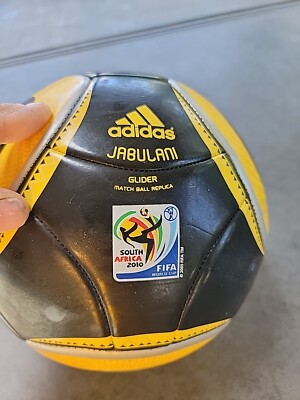 ADIDAS JABULANI -OFFICIAL MATCH BALL REPLICA BLACK FIFA WORLD CUP