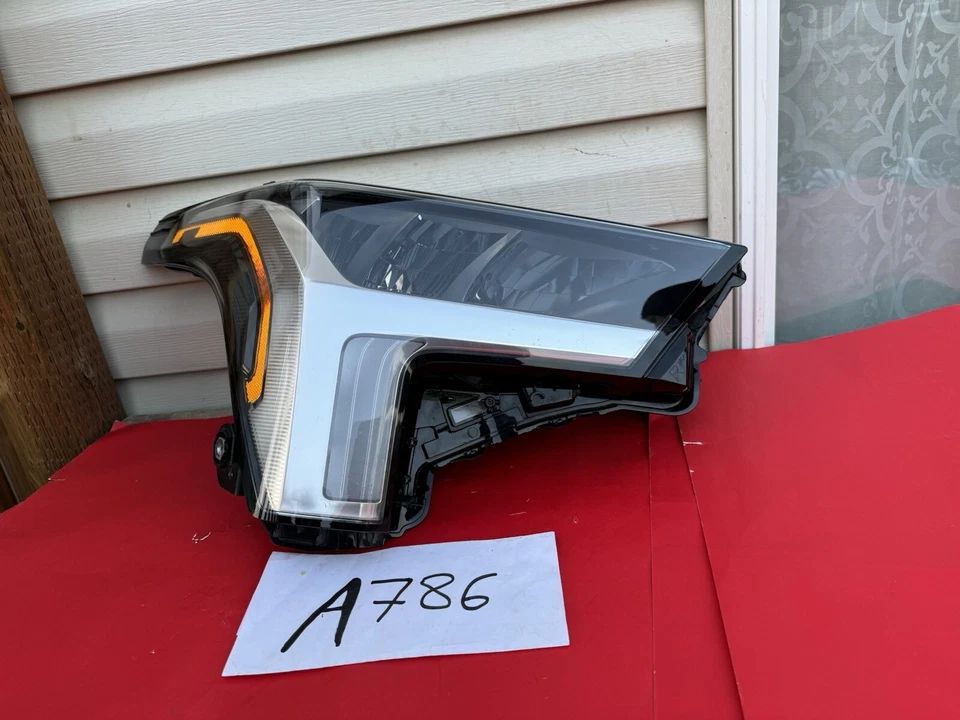 2022-2024 Toyota Tundra Sequoia Limited SR5 Right Passenger LED Headlight OEM786 - Image 2 of 4