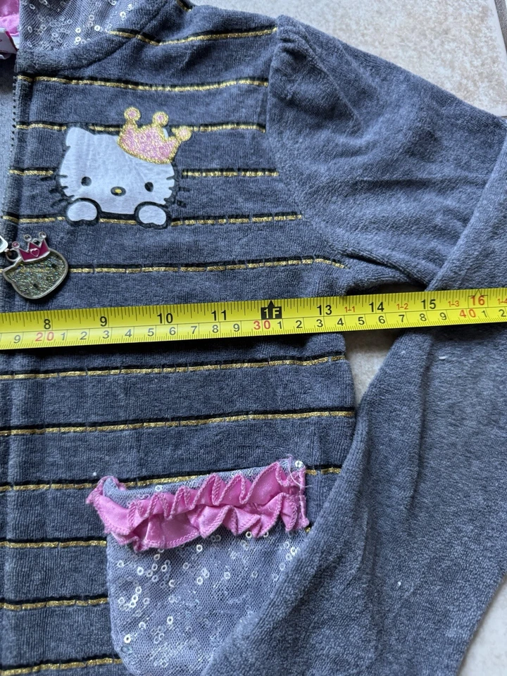 Chaqueta de Colección Cybery2k Coquette Hello Kitty Sanrio Gris Terciopelo Rosa Brillante con Cremallera Foto 3 de 4