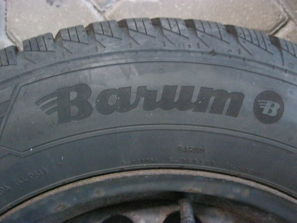 Winterräder Kompletträder Räder Renault Megane IV 4  6Jx15 Et35 195/65R15 91T - Bild 4 von 4