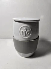 The Pampered Chef Ceramic Egg Cooker 1529 White w Gray Sleeve Microwavable EUC 