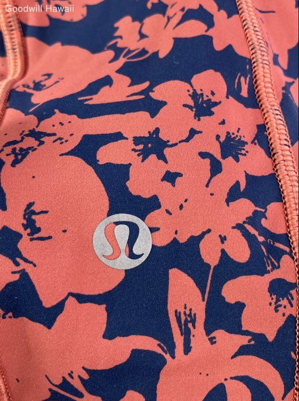 LULULEMON Multi-pattern Pull-over Pants Women - S… - image 2