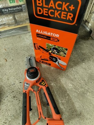 Black + Decker GKC 100L Alligator Astschere/ Säge mit Akku und Ladegerät