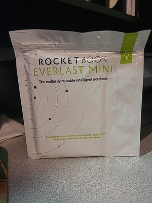  New Sealed---- Rocketbook Everlast Smart Notebook +  FriXion Pen 