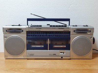 UNIVERSUM CTR744 Vintage 4 BAND AM-FM RADIO CASSETTE RECORDER