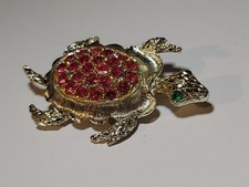 Vintage Gold Tone Pink and Green Crystal Sea Turtle Brooch - Pin