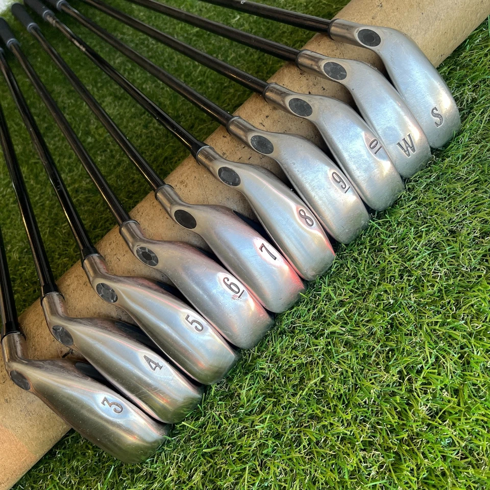 Callaway Big Bertha 2002 Iron Set 3-Pw Gw Sw Graphite Regular Flex New Grips - Image 3 of 4