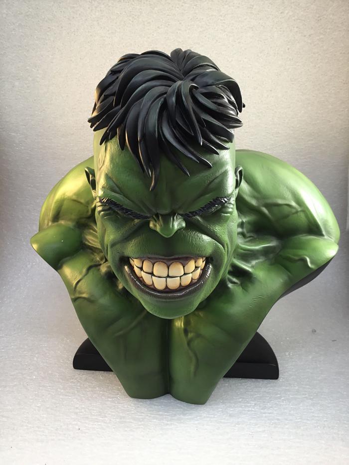 HULK - GREEN Hulk Legendary Scale Bust Sideshow EUR 584,87 - FR