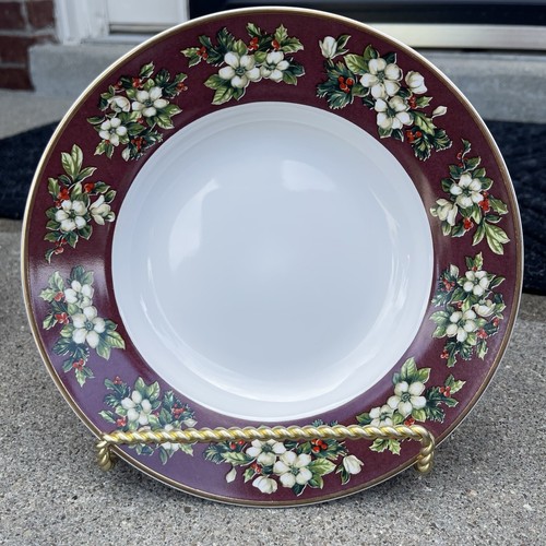Set of 4 Sakura SPLENDOR Burgundy 8" Soup Bowls Holly Rims Holiday Christmas - Picture 7 of 12