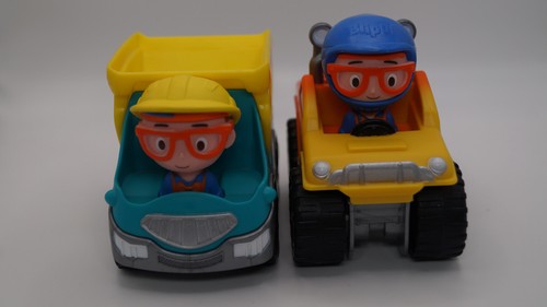 Blippi Mini Vehicles Dump Truck And Monster Truck - Picture 8 of 9