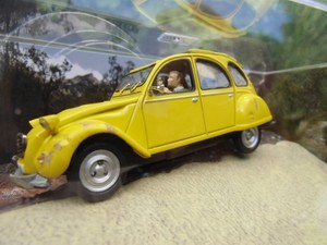 citroen 2cv james bond