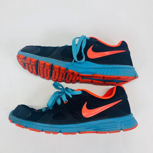 nike wmns revolution 2