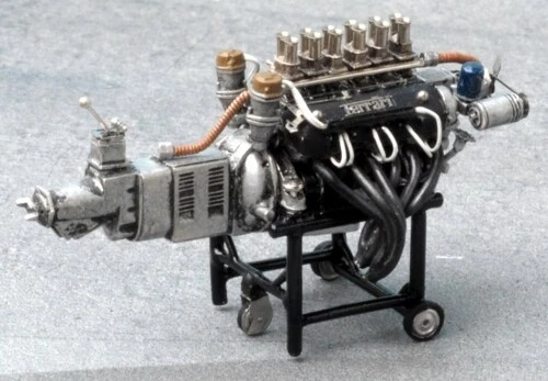 kit 1/43 MOTORE x FERRARI 250 GTO 1962 in METALLO BIANCO Renaissance ENG2 - Immagine 4 di 4