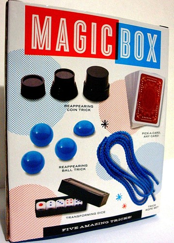 CAJA MÁGICA, JUEGO MÁGICO, 5 TRUCOS INCREÍBLES, MONEDA, TARJETA, BOLA, CUERDA Y TRUCOS DE DADOS, 8+, NUEVO - Imagen 3 de 4