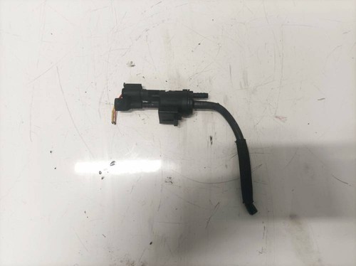 Mercedes-Benz C-CLASS 2013 Vacuum Control Purge Valve (Solenoid Va #2118486-66