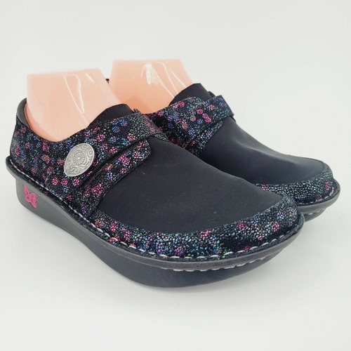 alegria nursing clogs