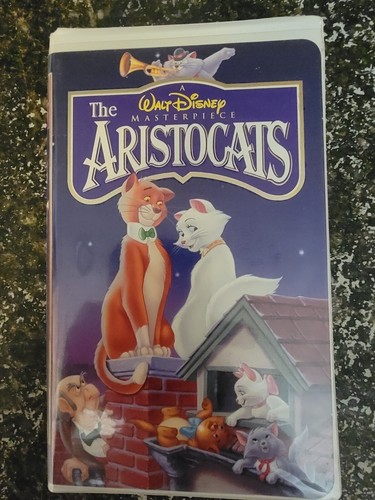 Lot 10 Disney VHS ANNIMATED MOVIES, CLAMSHELL, SEE LIST IN DETAILS - Picture 11 of 11