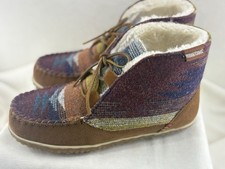 Minnetonka moccasins Women  s Size 10 Torrey Bootie