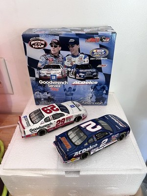 Kevin Harvick #29 GM Goodwrench Service Plus/#2 AcDelco 1:32 Scale 2 Car Set