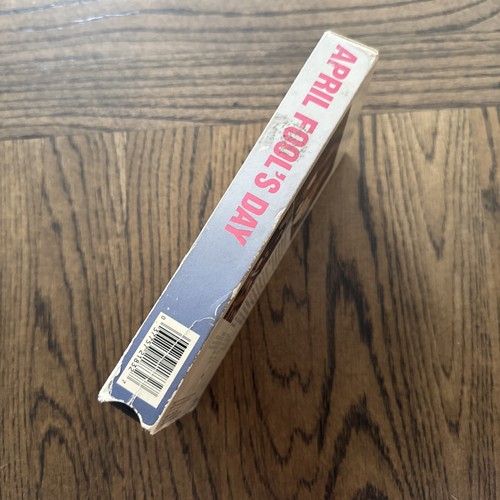 April Fool's Day VHS Paramount 1986 Deborah Foreman Horror Slasher Tested - Bild 3 von 7