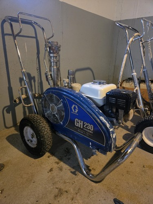 #ad **Graco** GH230 Standard Convertible Hydraulic Sprayer Honda Gas Motor Refurbish $3000.00