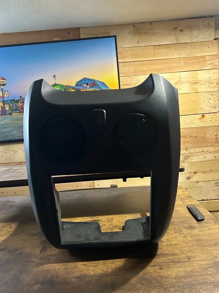 Radio envolvente para tablero central Mitsubishi Eclipse 2000-2005 con bisel de ventilación OEM Foto 2 de 3