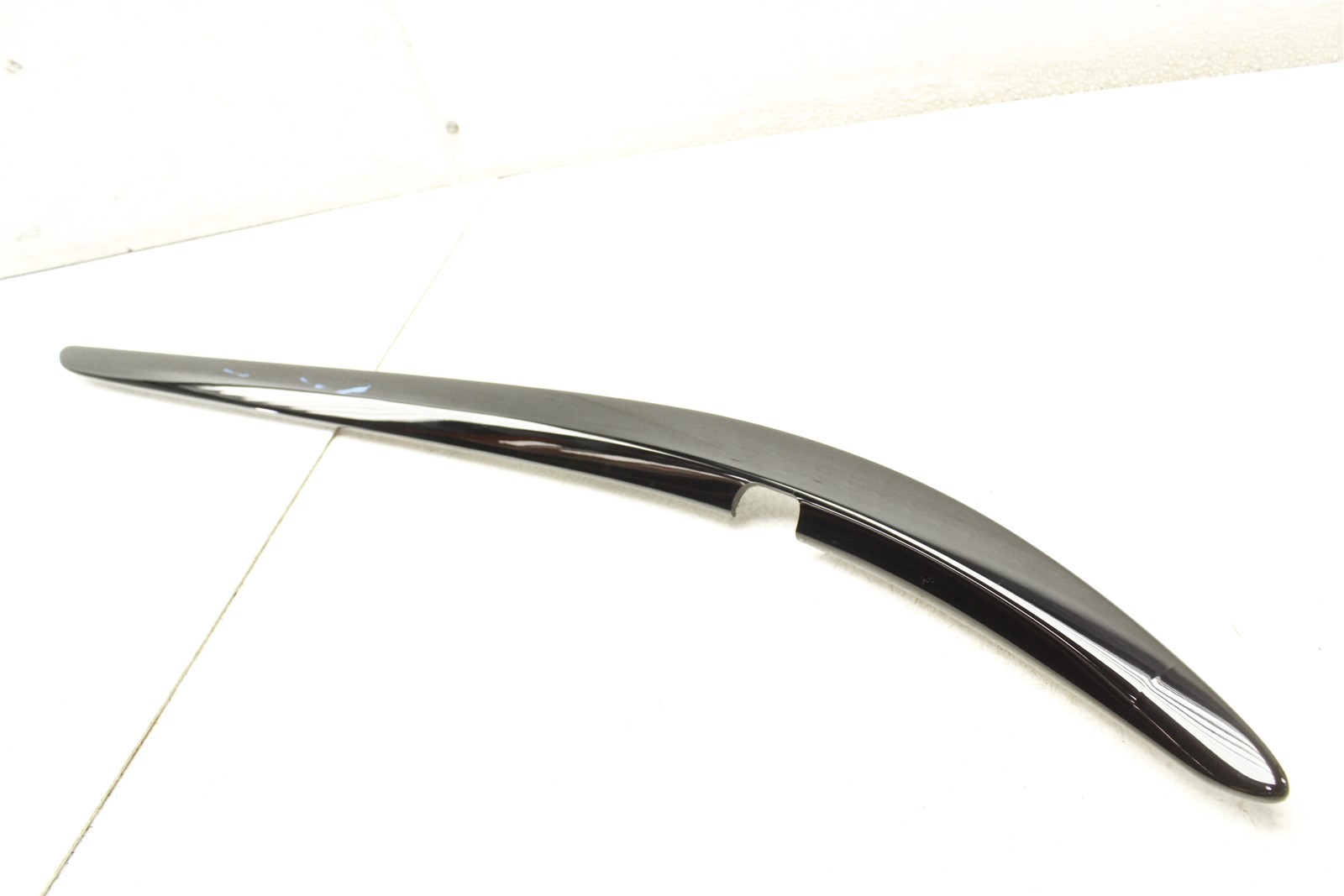 2008-2011 Maserati GranTurismo Left Door Insert Trim Panel OEM 08-11