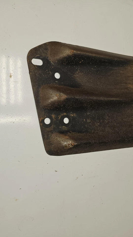 OEM 99-18 GM Cadillac Silverado Transfer Case Frm Skid Plate Shield 20922755 - Image 3 of 4