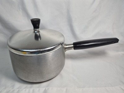 Wear Ever Alum. Inner Clad Plus Stainless Steel R-781 1/2 Sauce Pan w/Lid VTG 