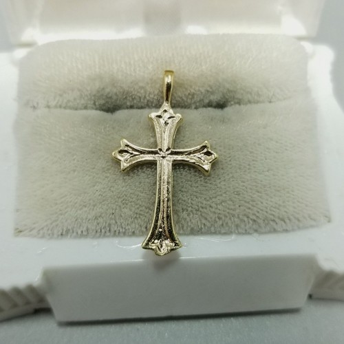 Vintage Small Gold Tone Cross Pendant 1 Inch - Picture 4 of 7