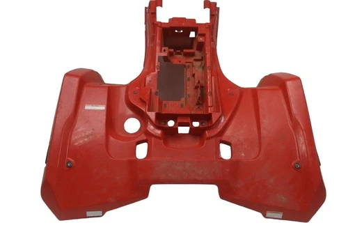 FENDER,REAR (RED) *{BODY COLOR:YT9}*