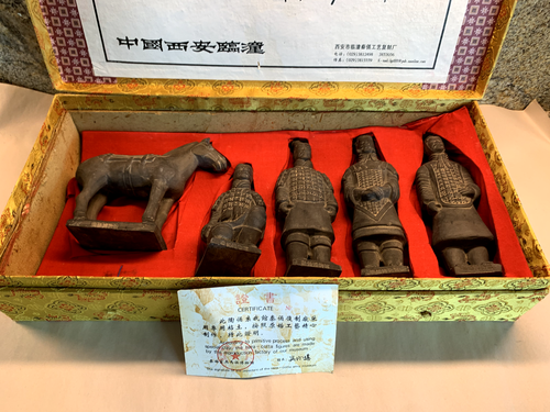 VTG Figurine Soldiers Statues Warriors War Horse Handmade Silk Box w/Certificate - Picture 13 of 23