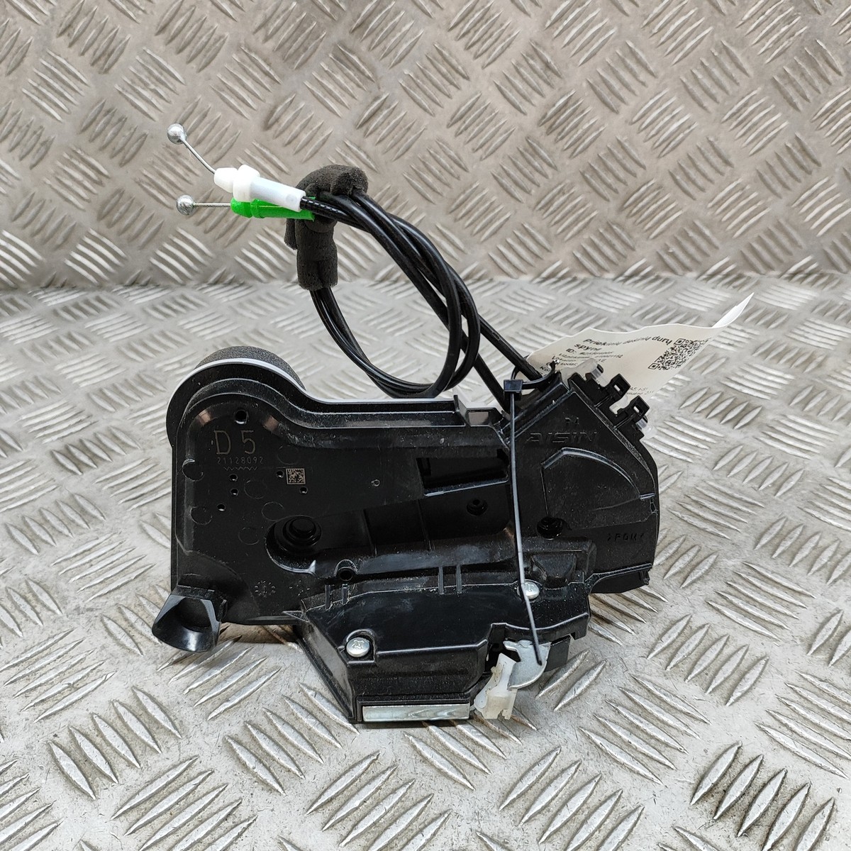 バハマ TOYOTA RAV 4 XA50 Front Right Door Lock 69030-62010 2022 LHD