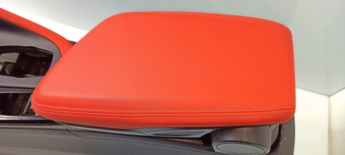 Console centrale BMW OEM nero-magmarot Sensatec 9335198 X1 F48 F49 X2 F39 MU63344 - Foto 8 di 12