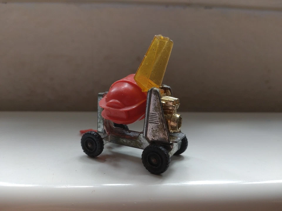CORGI JUNIORS CEMENT MIXER #208 - Image 3 of 4