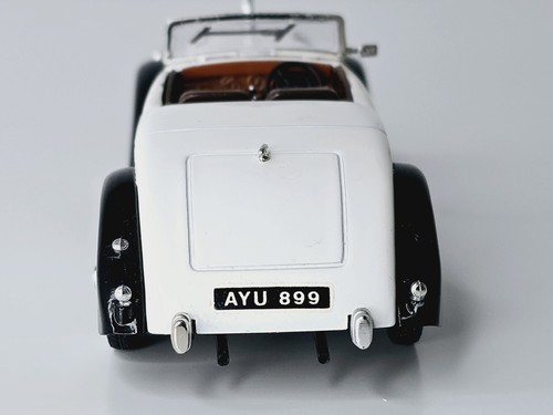 Rio - 1934 Hispano Suiza 68 White/Black - 1:43 Diecast - No Box - Picture 10 of 15