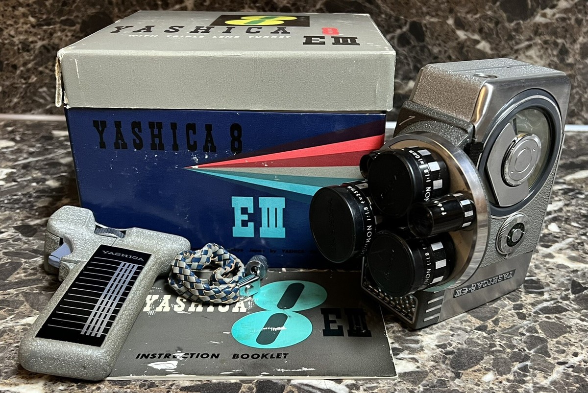 Yashica 8-EIII 8mm Camera Japan 1960's Vintage Untested With Grip