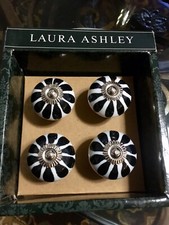 NEW LAURA ASHLEY BLACK WHITE SILVER SET OF 4 CERAMIC DRAWER KNOBS