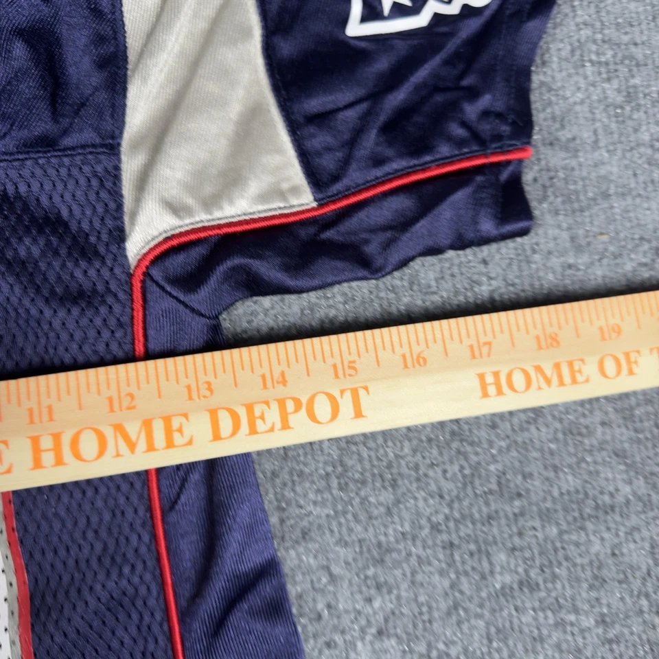 Reebok NFL New England Patriots Randy Moss #81 Jersey Youth Size Medium (5-6) - Image 4 of 4