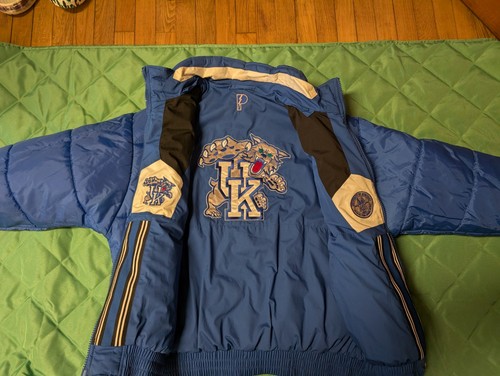 Vintage 90s Kentucky UK Wildcats Pro Player Reversible Puffer Jacket Mens L NCAA - Picture 12 of 14