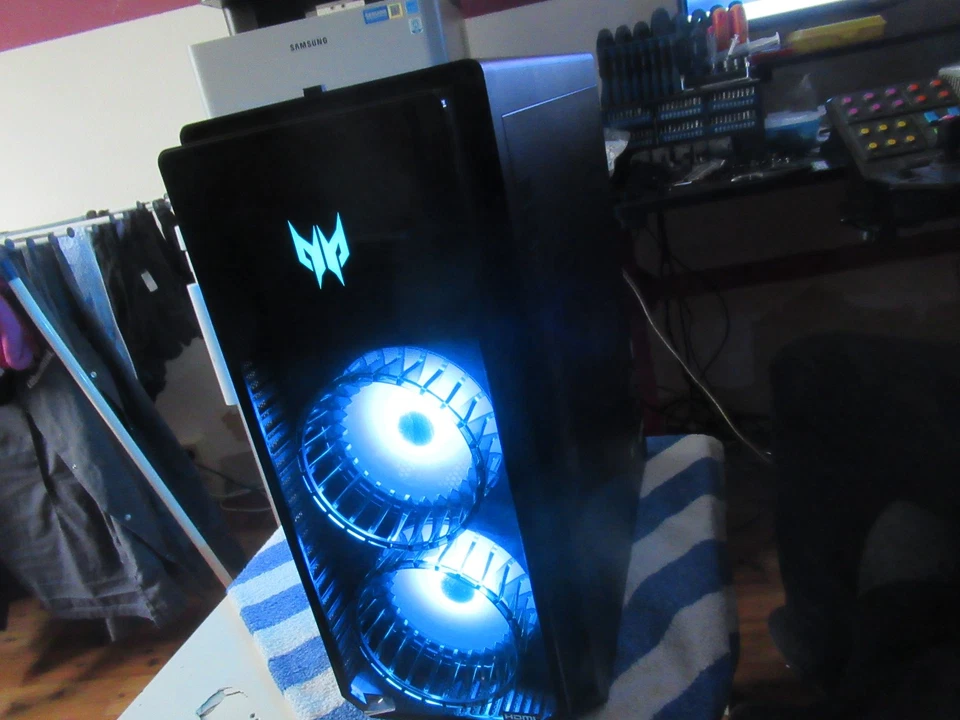 Gaming PC i7-13700F 32GB DDR5 RTX 5060 uvm