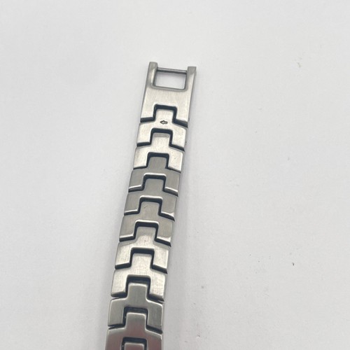 Reloj de cuarzo Mary Kay para mujer tono plateado acero inoxidable detalles de cristal Japón - Imagen 8 de 10