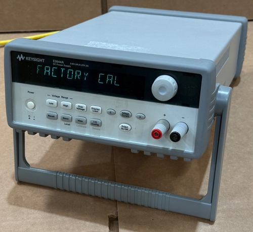 - Agilent Keysight E3644A Dual-Range DC Power Supply 80 W, 8 V/8 A & 20 V/4 A - Picture 3 of 3