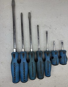 Cornwell Blue Handle Screwdriver Set