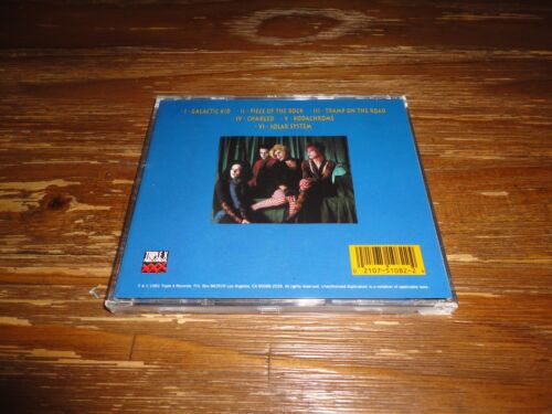 the ULTRAS - Handbook of Songwriting CD - Hard Rock PUNK - Rock Band - Imagen 2 de 2