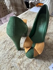 Emerald Green Suede Vintage